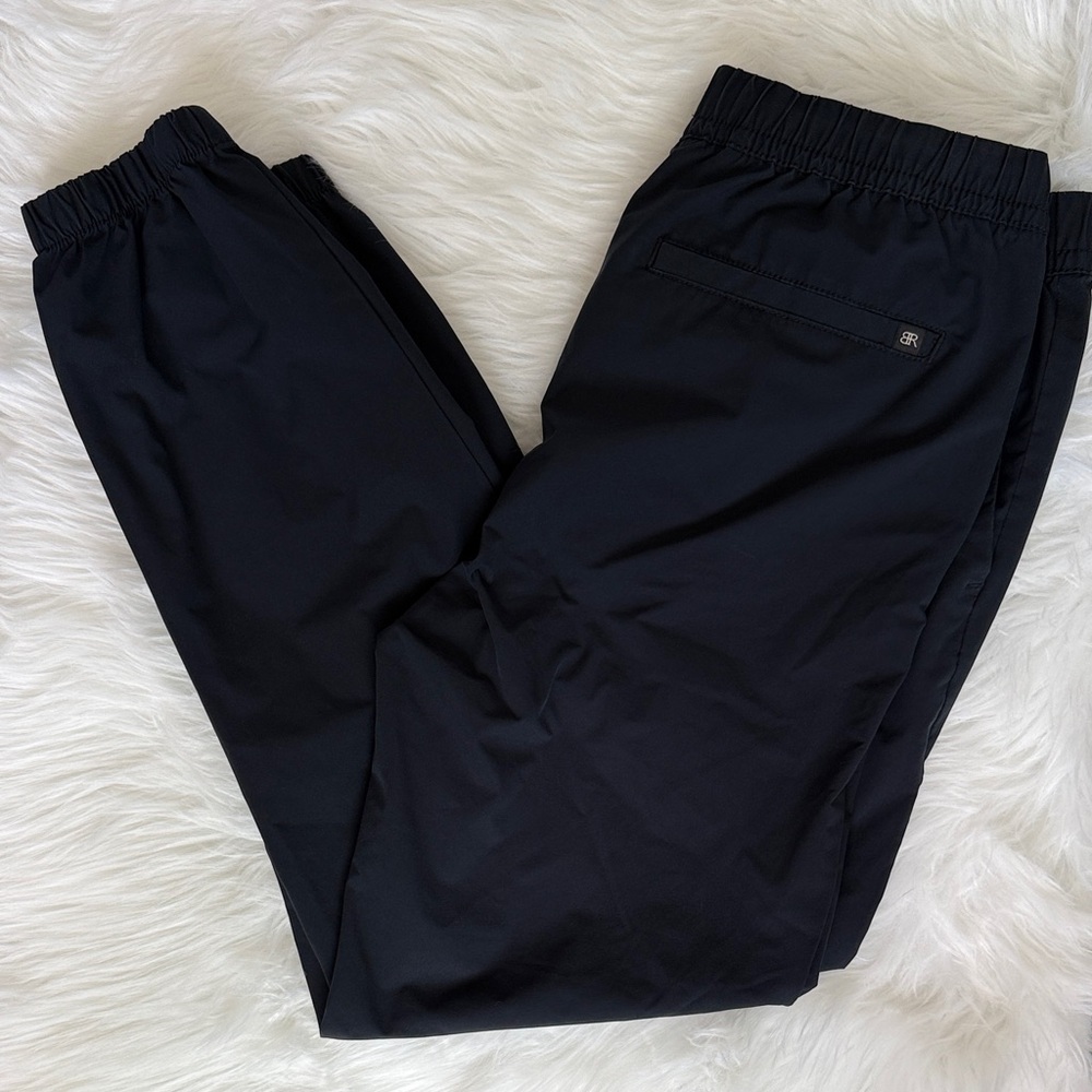 Banana Republic Men's Black Elastic-Waist Performance Joggers Size Small
